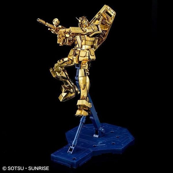 MG 1/100 The Gundam Base Limited Prize - RX-78-2 Gundam Ver 3.0 Gold Coating