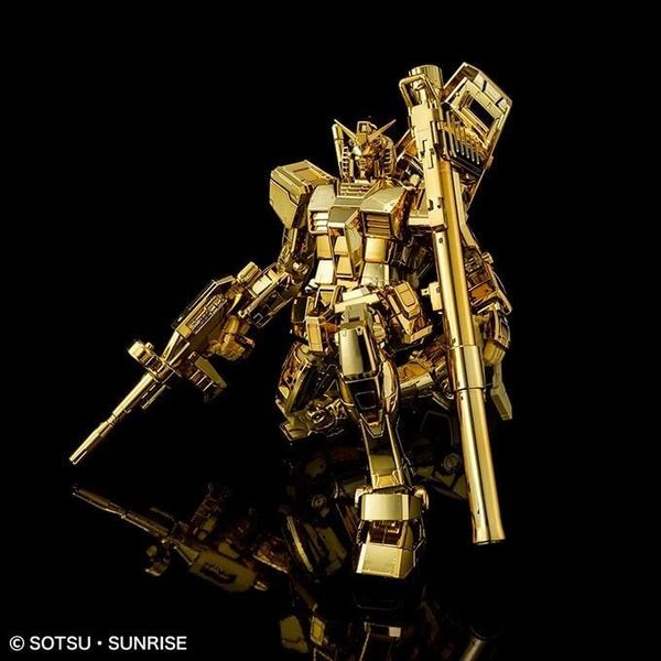 MG 1/100 The Gundam Base Limited Prize - RX-78-2 Gundam Ver 3.0 Gold Coating