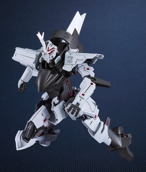 MODEROID - Broken Blade - Delphine Second Form