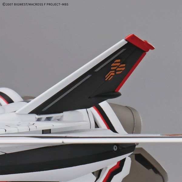 HG Macross 1/100 VF-25F MESSIAH VALKYRIE ALTO CUSTOM - Deluxe Set