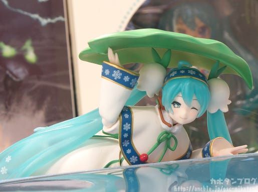 Max Factory - figma - Snow Miku 2015 - Snow Bell Ver