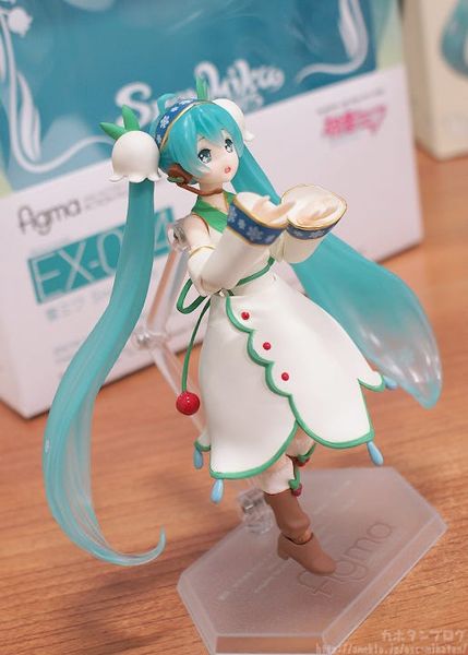 Max Factory - figma - Snow Miku 2015 - Snow Bell Ver
