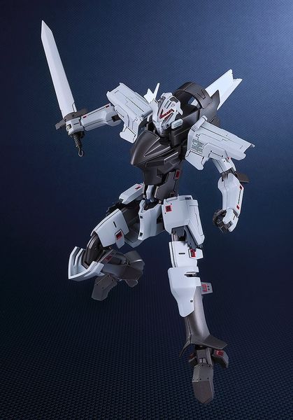 MODEROID - Broken Blade - Delphine Second Form