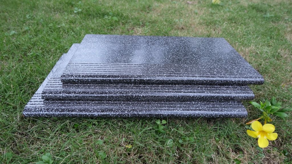GẠCH BẬC THỀM 400x300MM COTTO GRANITE ĐEN CHẤM BI TRẮNG A1