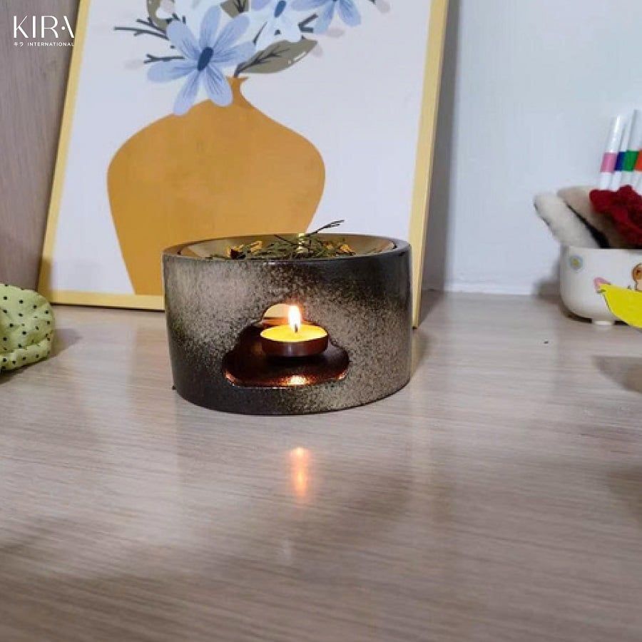  Lư xông hương gốm sứ và đĩa đồng nguyên khối cao cấp, xông tinh dầu, thảo dược, vỏ cam chanh bồ kết... giúp thanh lọc không khí, mang lại hương thơm tươi mát và vận khí tốt cho gia đình 