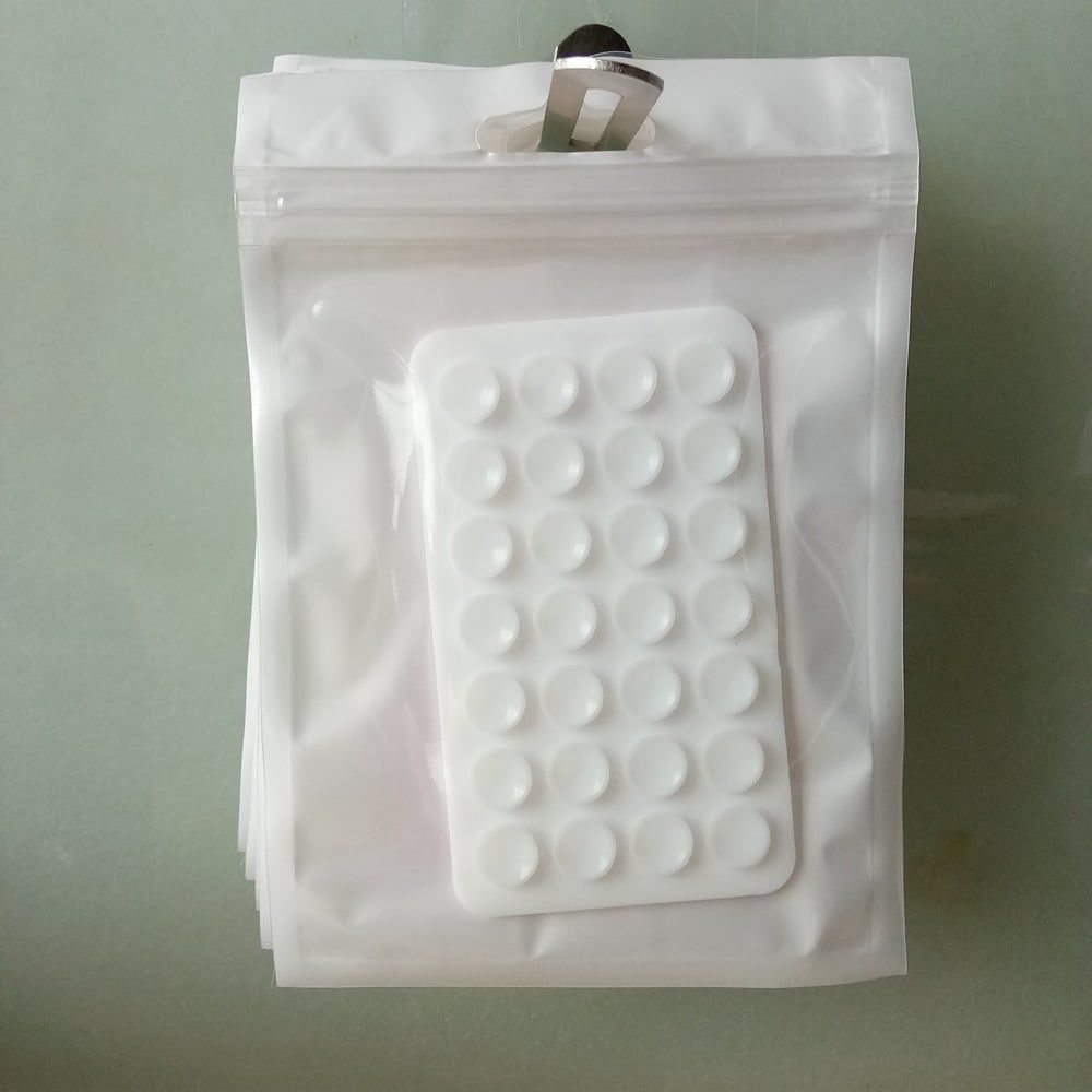  Miếng dán điện thoại lên mọi bè mặt tiện lợi 