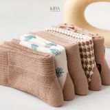  Tất Len Dài Nữ Giữ Ấm Mùa Đông – Nhiều Màu Nhiều Mẫu Dễ Thương, Họa Tiết Gấu Cây Caro 