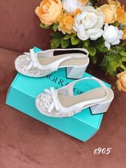 Cao gót vuông mũi tròn ren hở gót C965