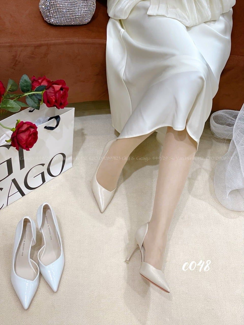 Cao gót nhọn da trơn hở eo C048