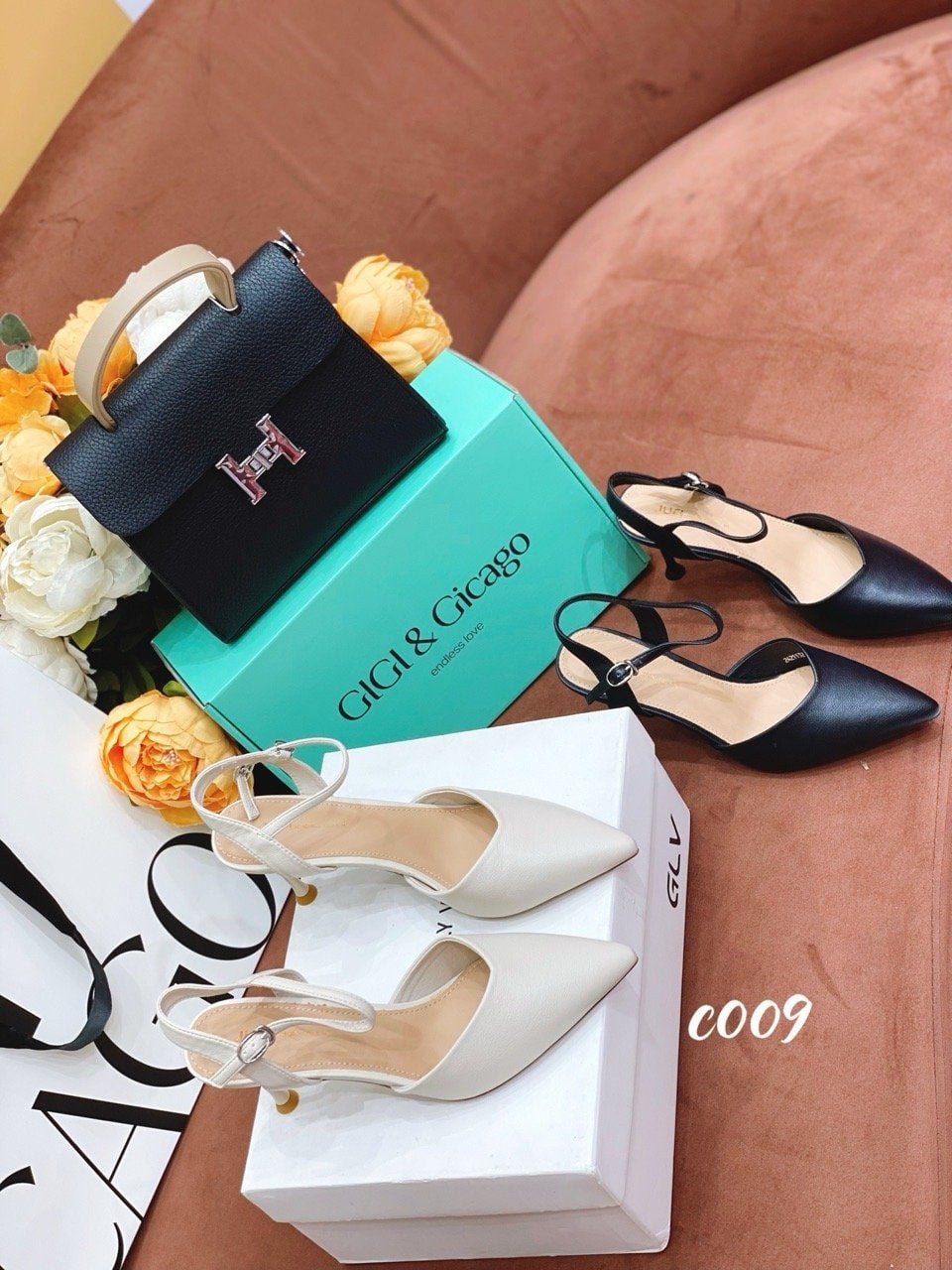 Cao gót nhọn da trơn hở gót C009