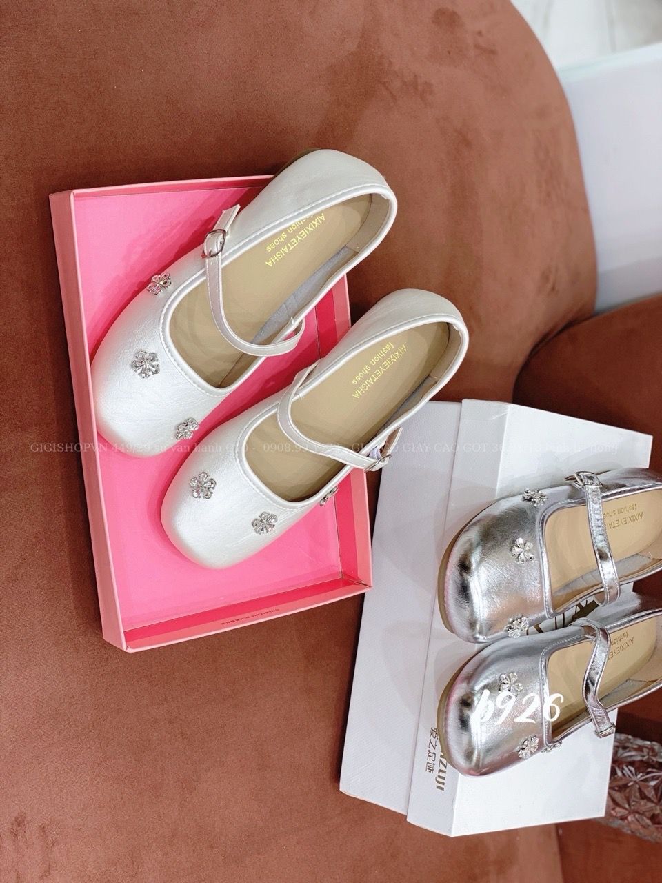 Búp bê mũi tròn B926