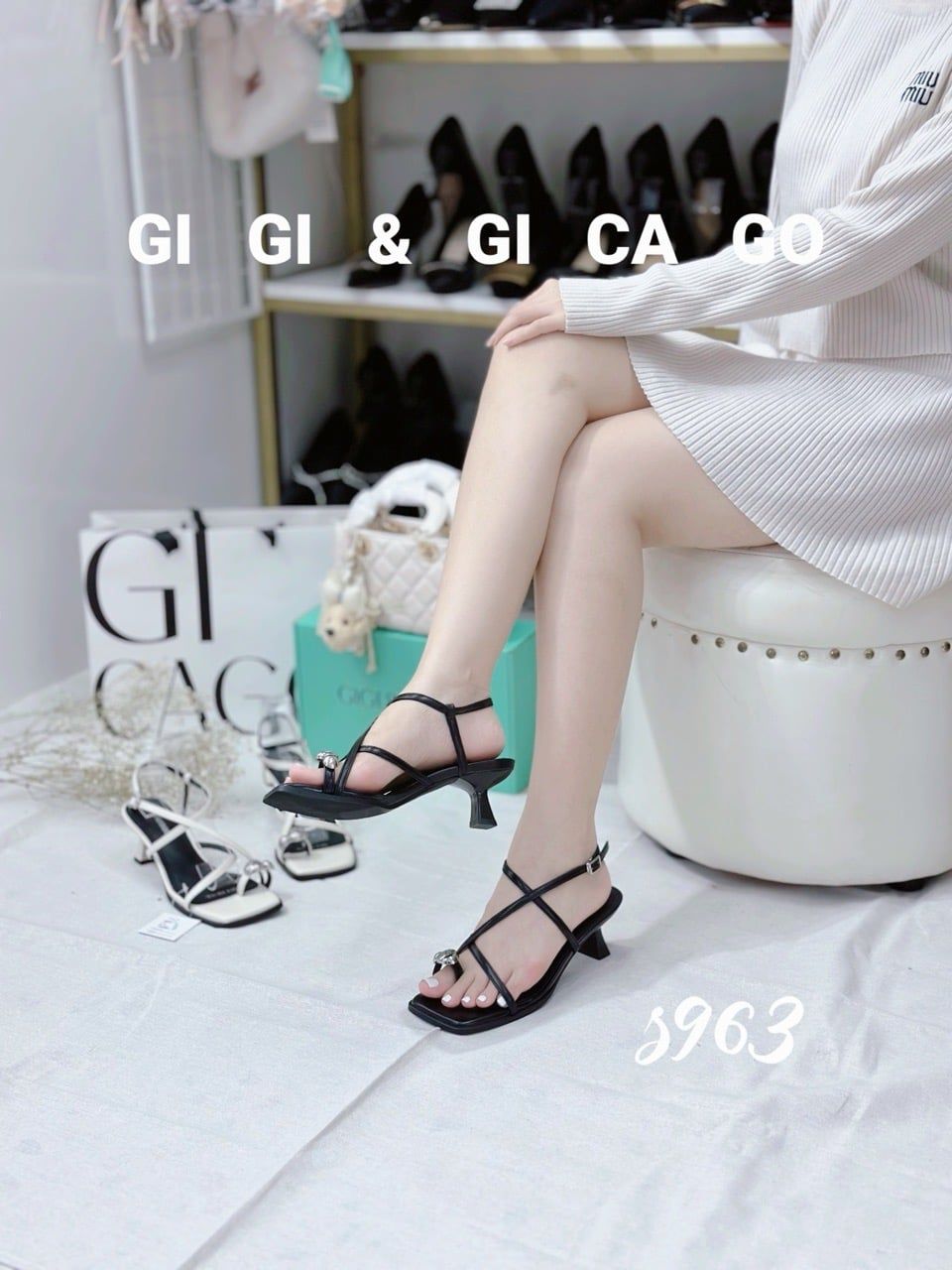Sandal gót nhọn xỏ ngón S963
