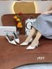 Giày cao gót nhọn hở gót gấm thêu C954