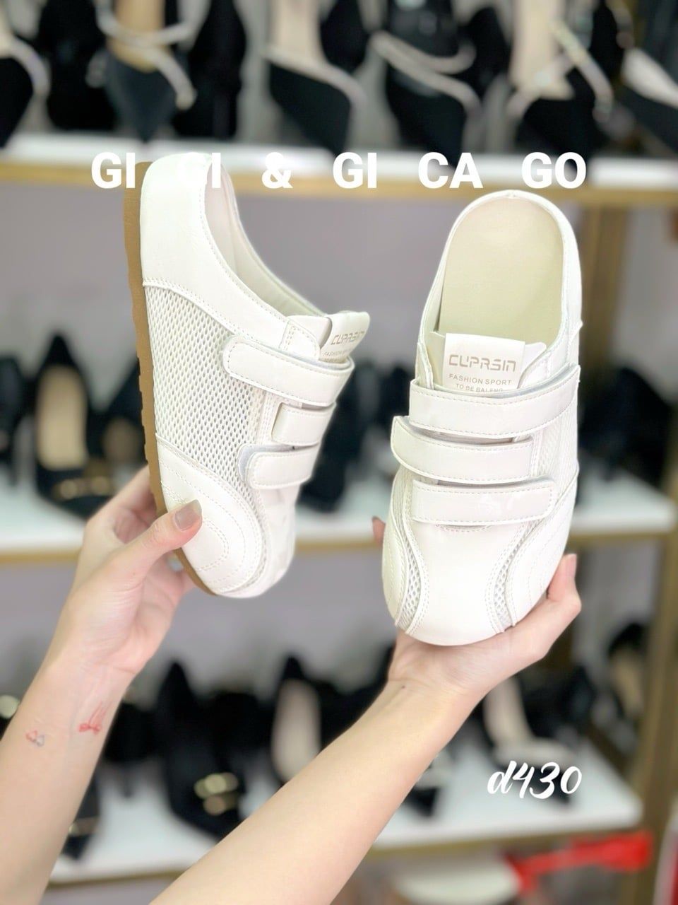 Giày sục lưới D430