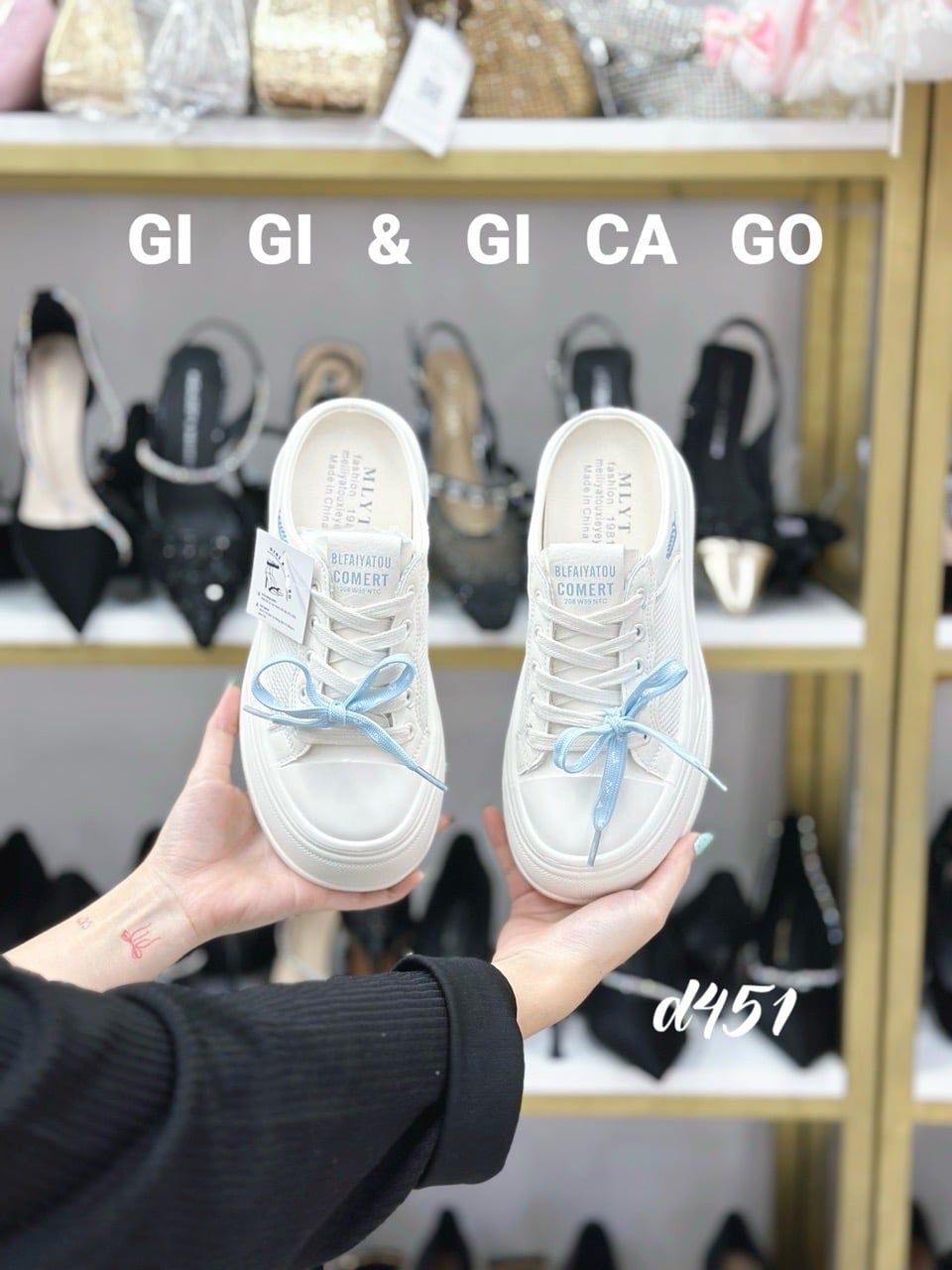 Giày sục thể thao cao D451