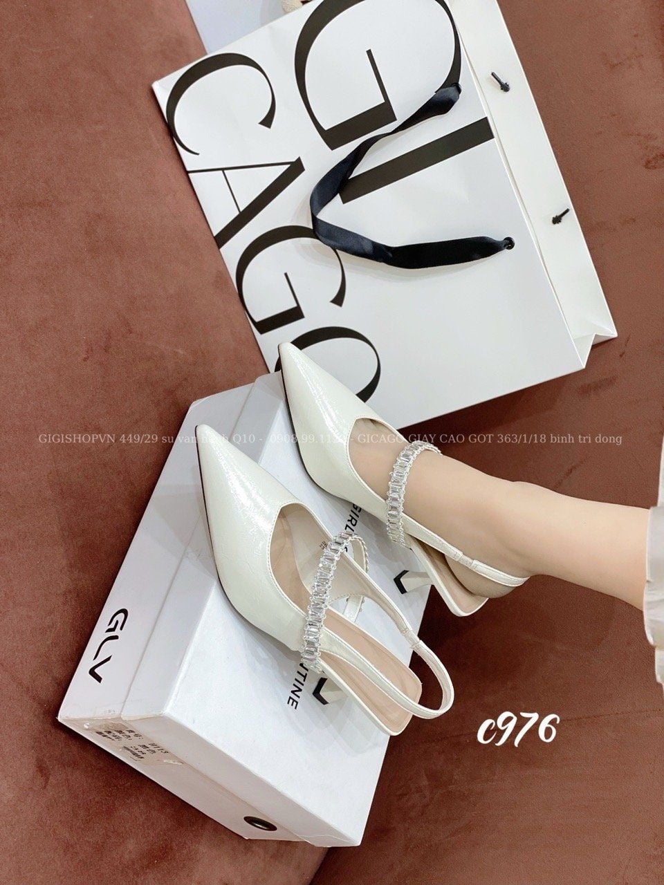 Giày cao gót nhọn hở gót C976