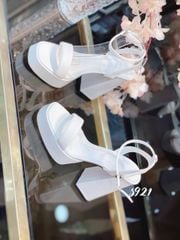 Sandal gót vuông trơn WD S921
