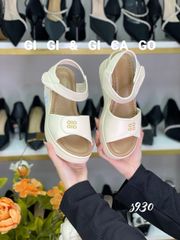 Sandal đế xuồng S930