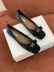 Búp bê mũi vuông YY B940