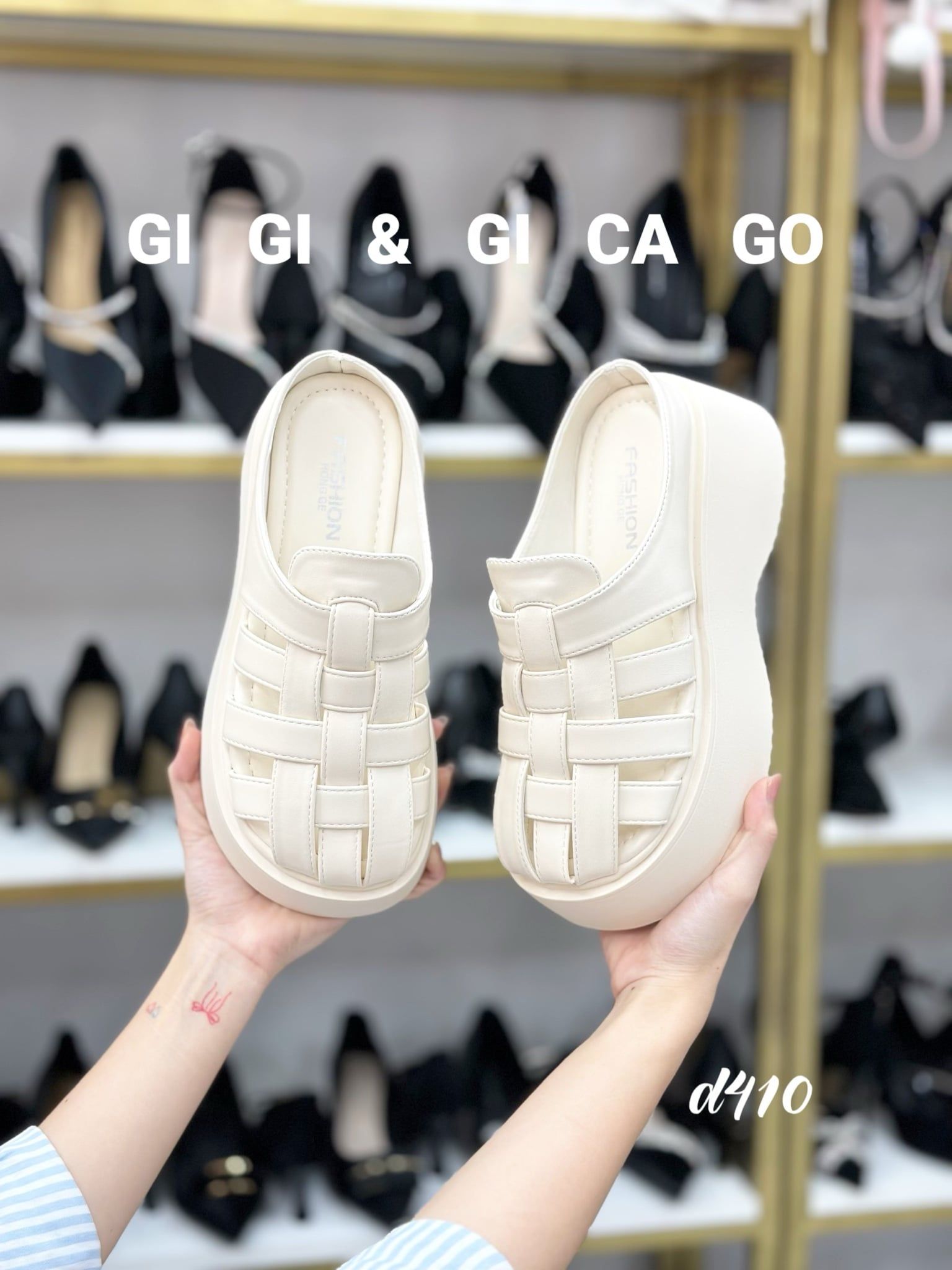 Giày sục D410