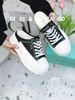 Giày sục thể thao cao D453