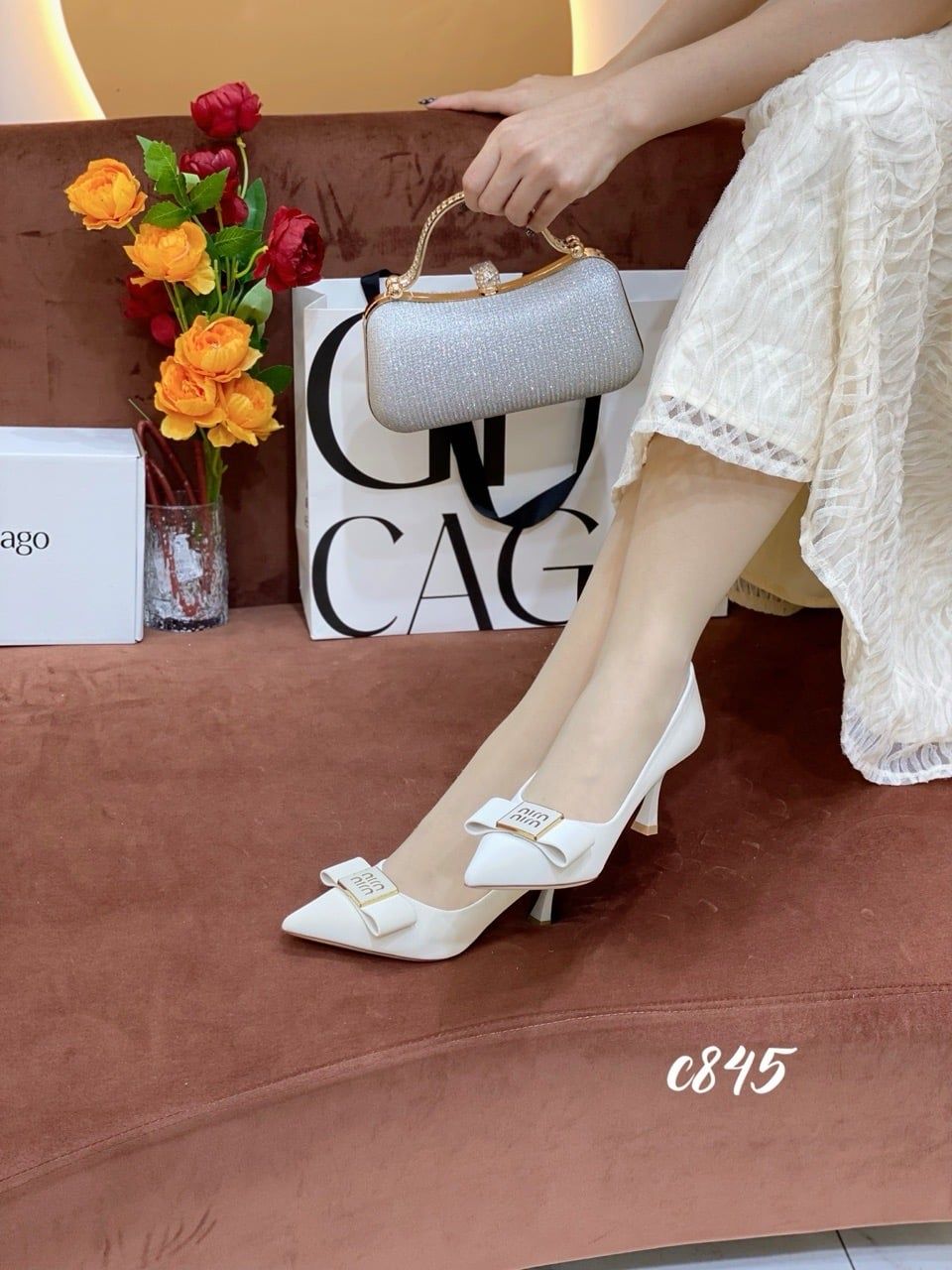 Cao gót nhọn khóa Min C845