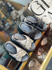 Dép bánh mì kim tuyến D337