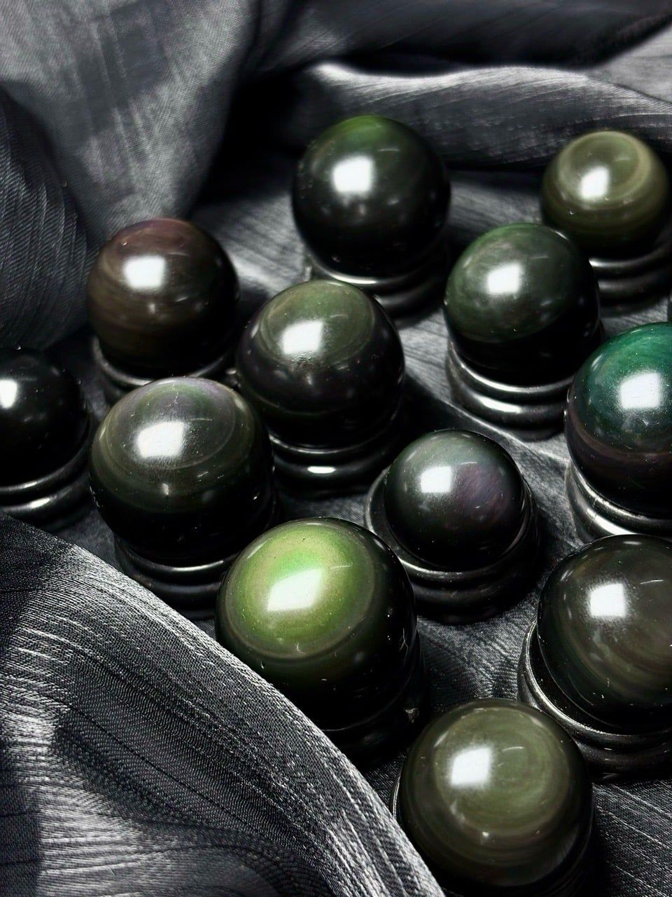  Bi cầu đá Rainbow Obsidian mini - Đá Núi Lửa Ánh Cầu Vồng 