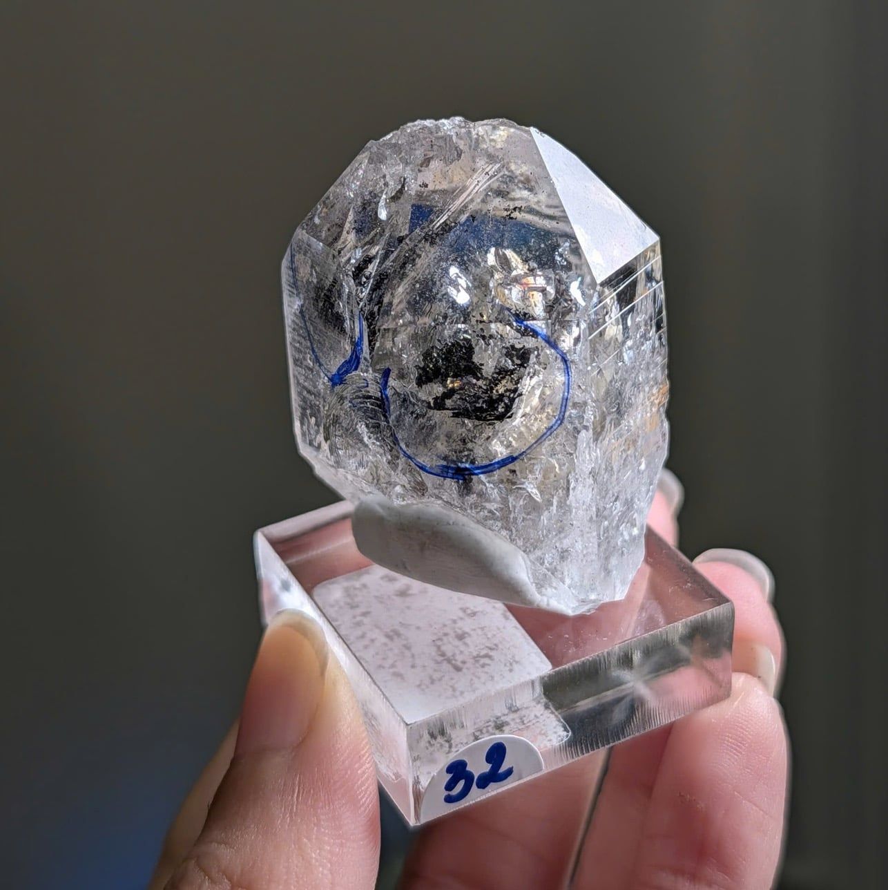  Tinh thể Carbon | Skelaton | Window Clay Quartz 