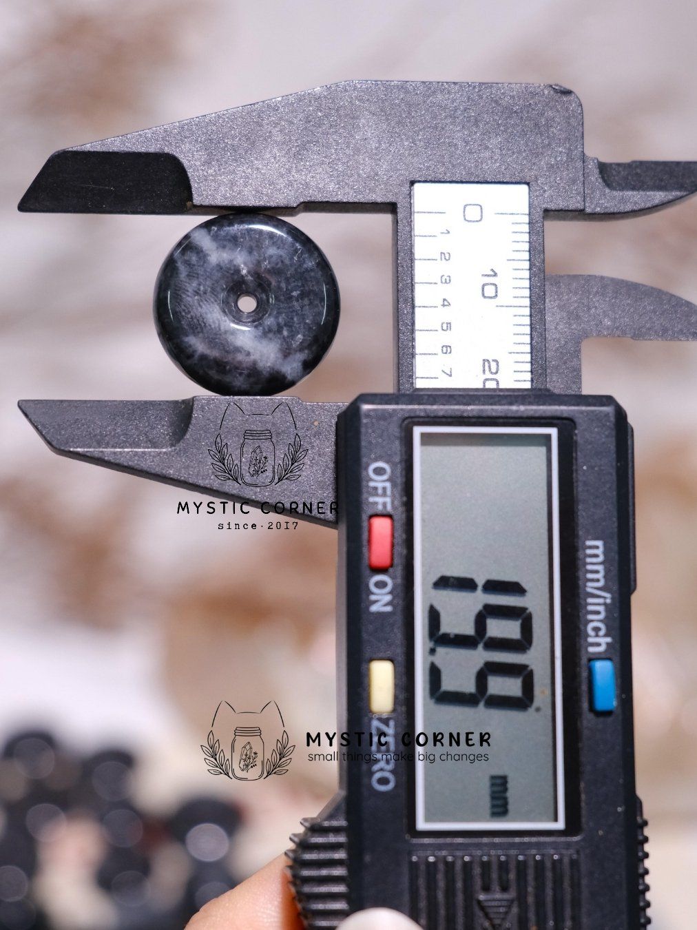  Đồng Điếu Ngọc Gà Đen Type A 