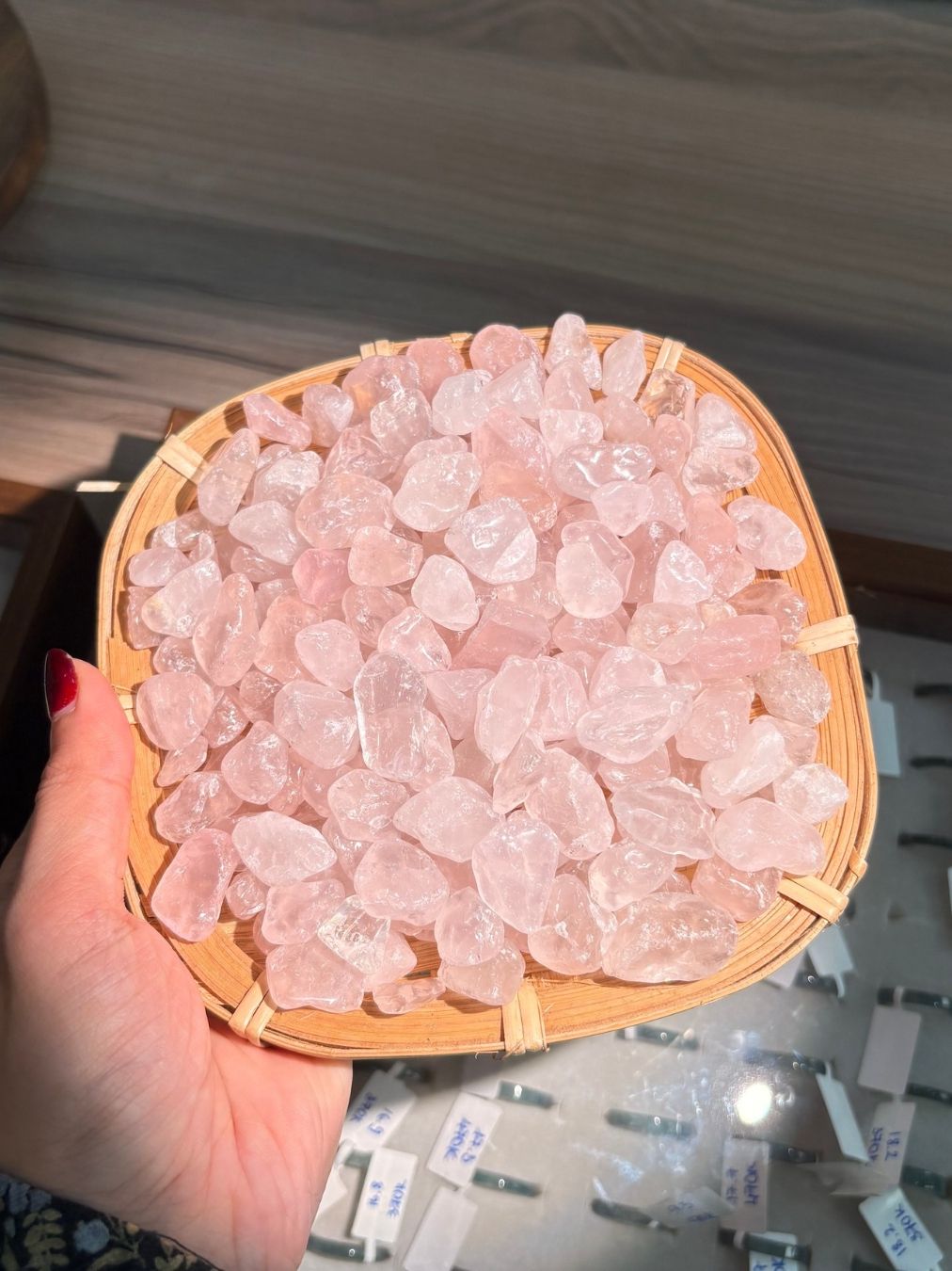 Vụn đá thanh tẩy Thach anh Hồng Rose Quartz, love, đá phong thủy, dùng cho Tarot, Reiki, Thiền Định 