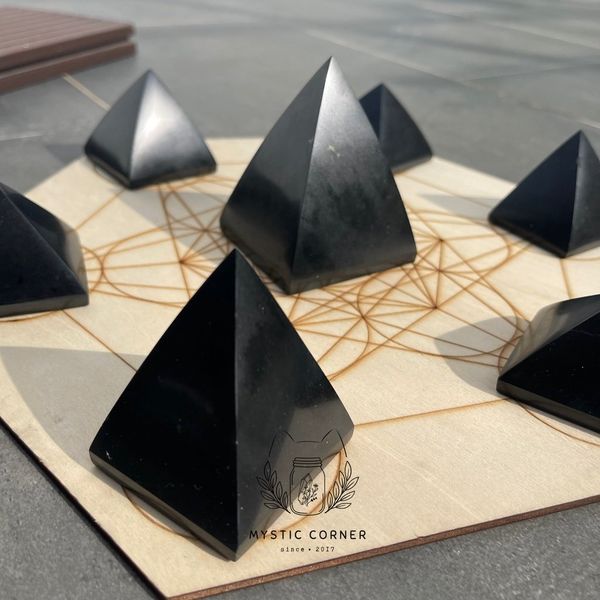  Kim tự tháp đá Black Tourmaline, đá bảo vệ dùng trong Tarot, Reiki, đá phong thủy, thiền định 