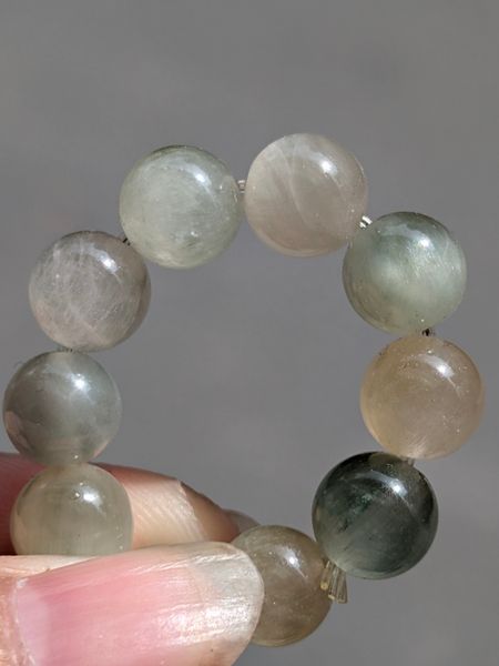  Vòng Thạch Anh Tóc Lông Thỏ Đa Sắc 