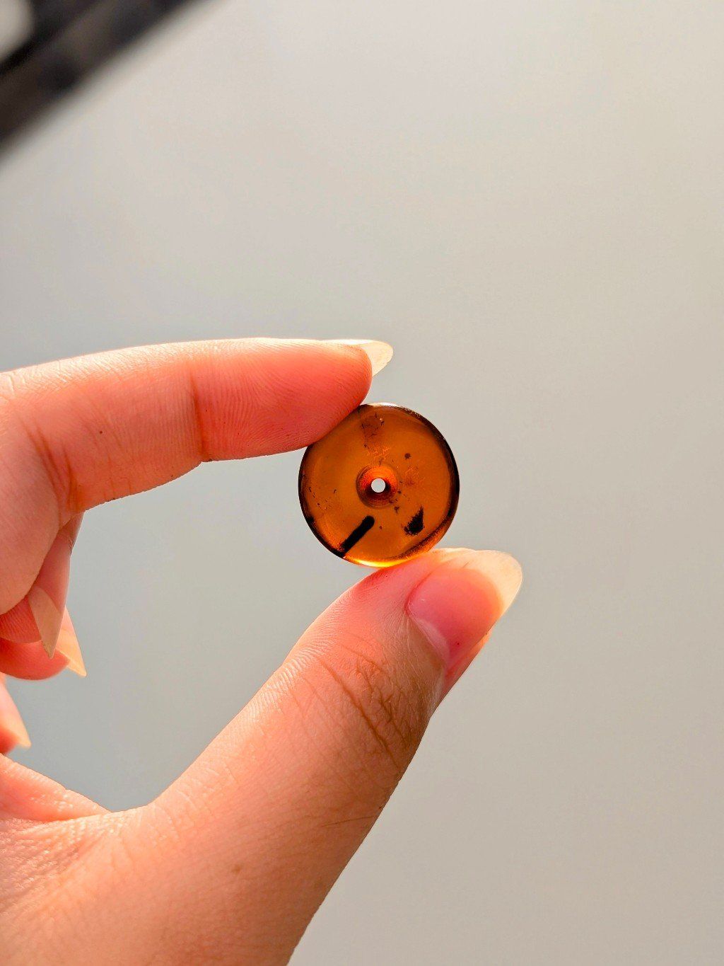  Đồng Điếu Hổ Phách Huyết Amber 1.7cm 