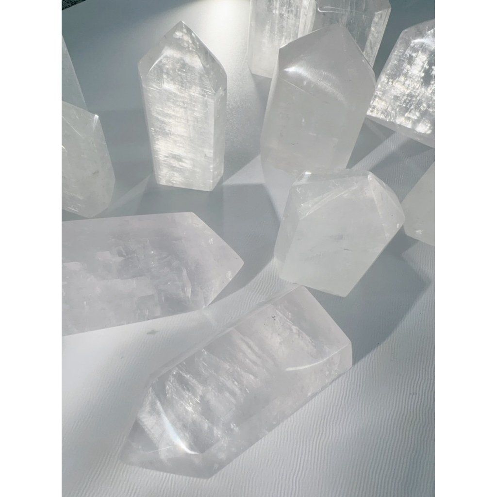  Trụ Optical Calcite - Iceland Spar White Calcite, thanh tẩy bài tarot, sáng suốt, thiền định, chánh niệm 