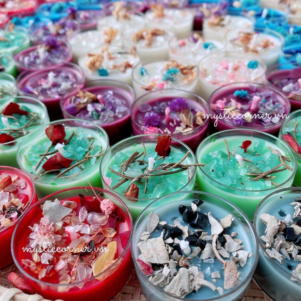  Nến tealight, nến thơm năng lượng Candle healing kết hợp với đá thạch anh và thảo mộc 