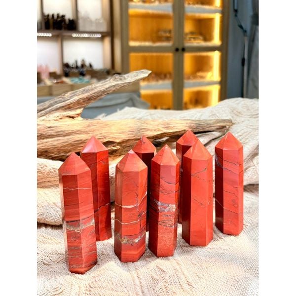  Trụ đá Red Jasper đỏ đậm đẹp, thanh tẩy bài tarot , sức mạnh nội lực, sưu tầm, quà tặng 