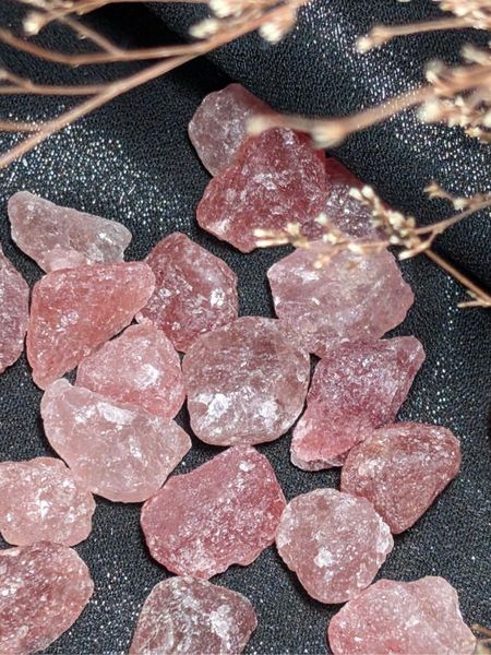  Đá thô Red Strawberry, Thạch Anh Dâu Đỏ size mini handmade 