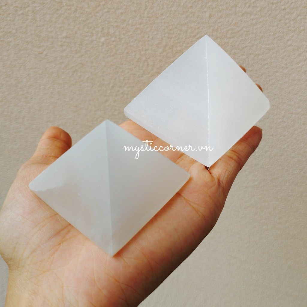  Kim tự tháp đá Selenite, đá thanh tẩy đá thạch anh dùng trong Tarot, Reiki, phong thủy 