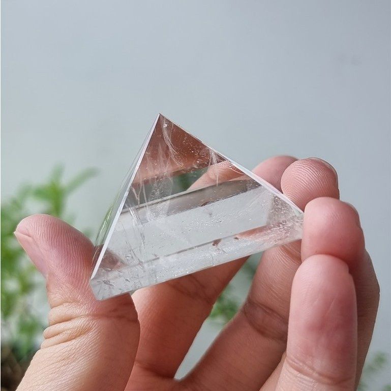  Kim tự tháp Thạch Anh Trắng (Clear Quartz) 