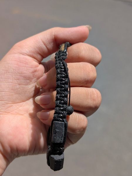  Vòng Tay Black Tourmaline Macrame 