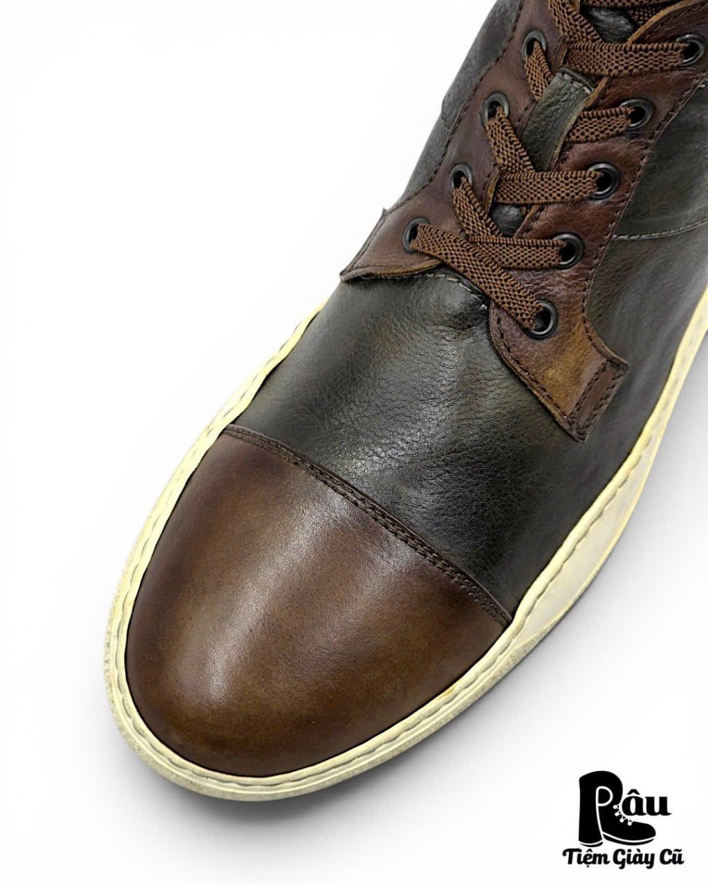 |SIZE 43| WOO YOUNGMI TWO-TONE HIGH-TOP VEGTAN LEATHER SNEAKER Z43-8481 