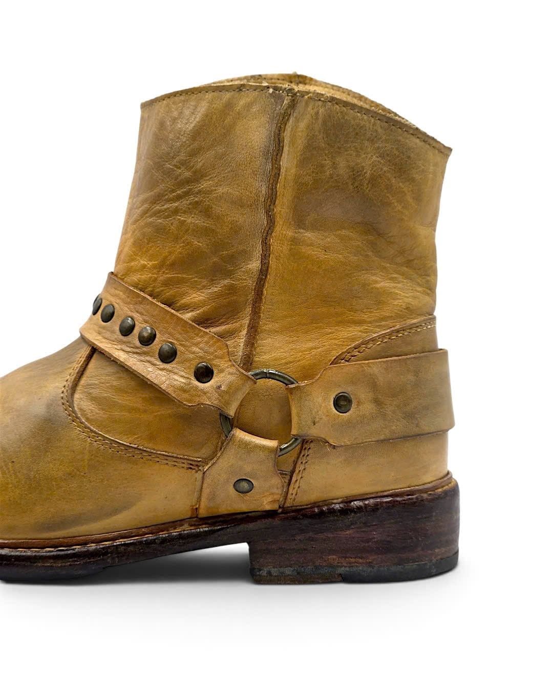  |SIZE 38| BED|STÜ EXETER DISTRESSED TAN STUDS HARNESS BOOT Z38-8578 