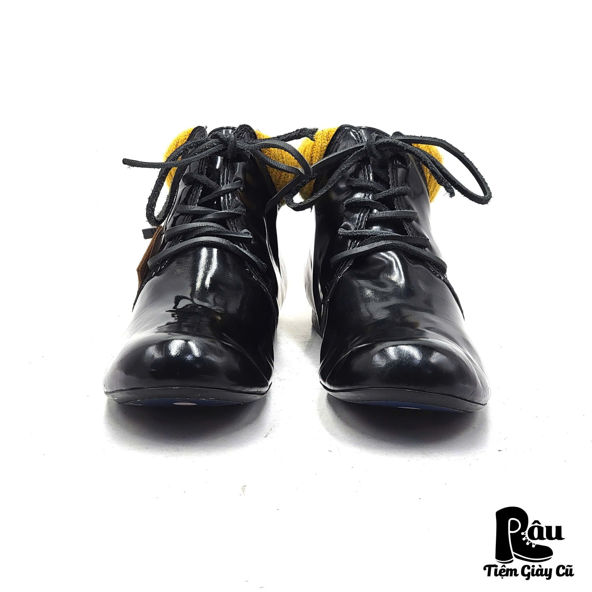  |SIZE 43.5| IRREGULAR CHOICE X STAR WAR BLACK LACE-UP BOOT Z43.5-7804 