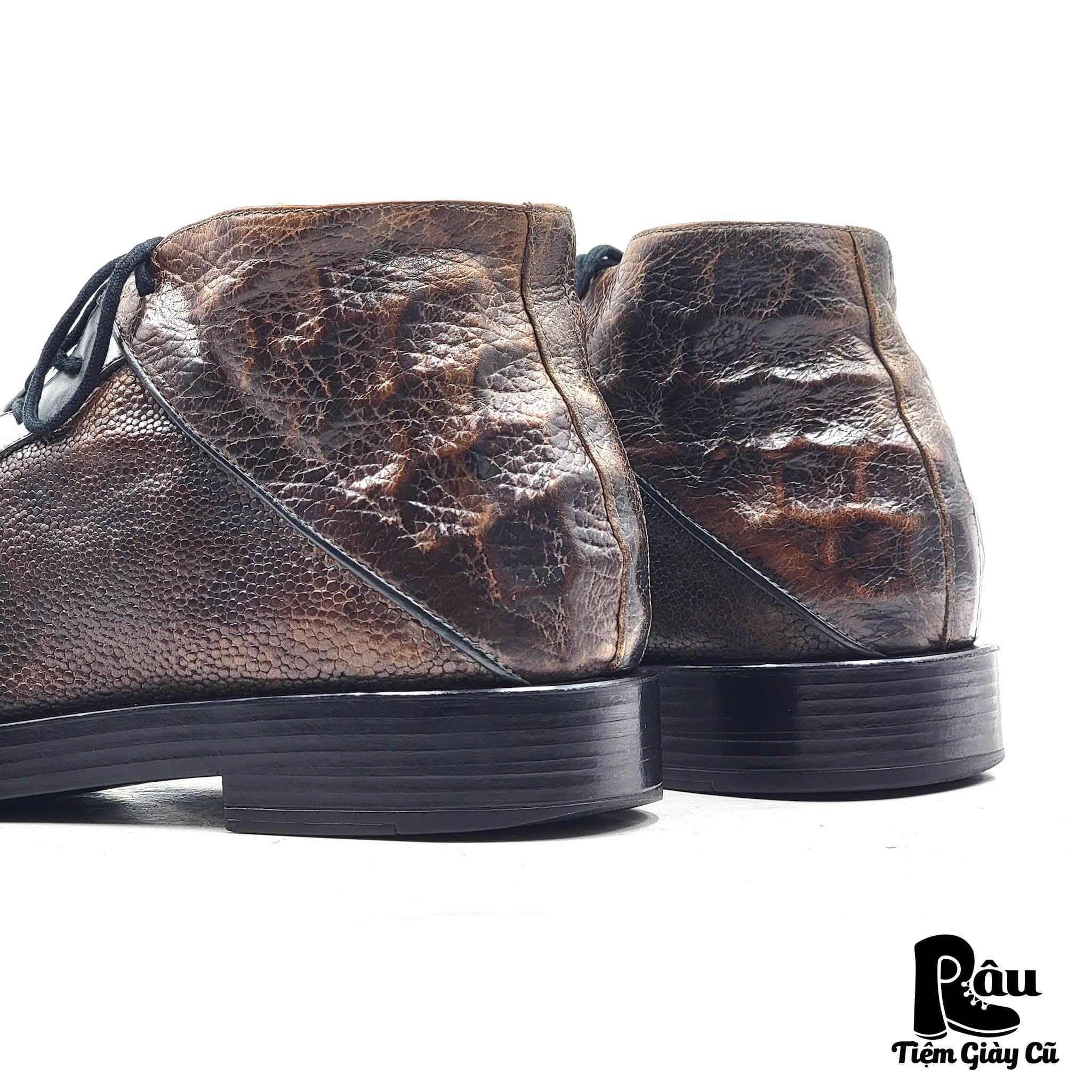  |SIZE 43| VINTAGE ITALIAN EMBOSSED DISTRESSED LEATHER LACE-UP BOOT (IPR SOLE) AX43-8189 