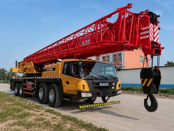 Bán cẩu lốp 80 tấn SANY STC800 đời 2019 đã qua sử dụng