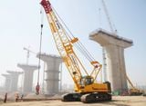 Xe cẩu bánh xích XGC150