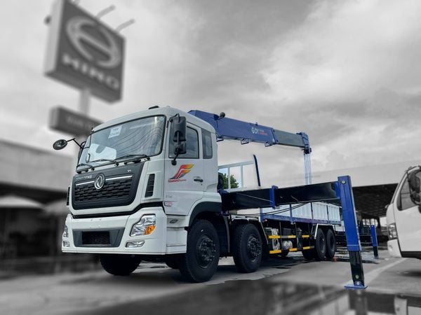 Dongfeng gắn cẩu Dongyang Ss3506 15 tấn