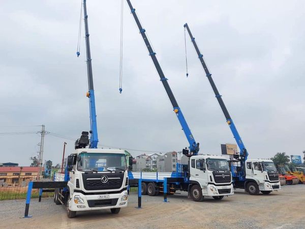 Xe tải Dongfeng 6x4 gắn cẩu Dongyang SS1926 7 tấn