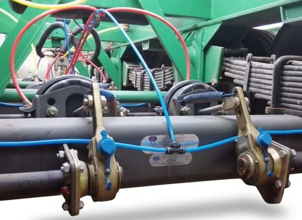 Bình Tưới Lốp Xe Tải